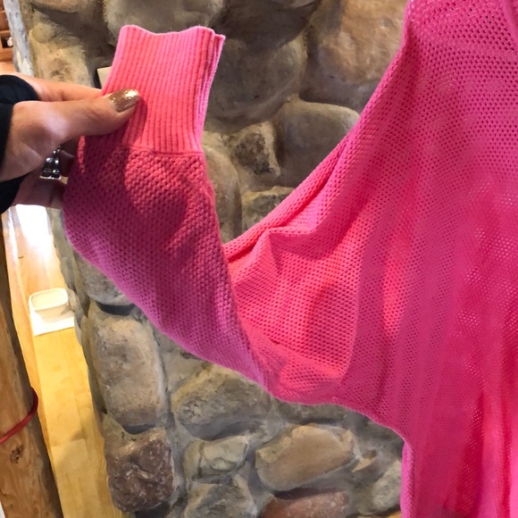 Sweater - Picture 2 of 6